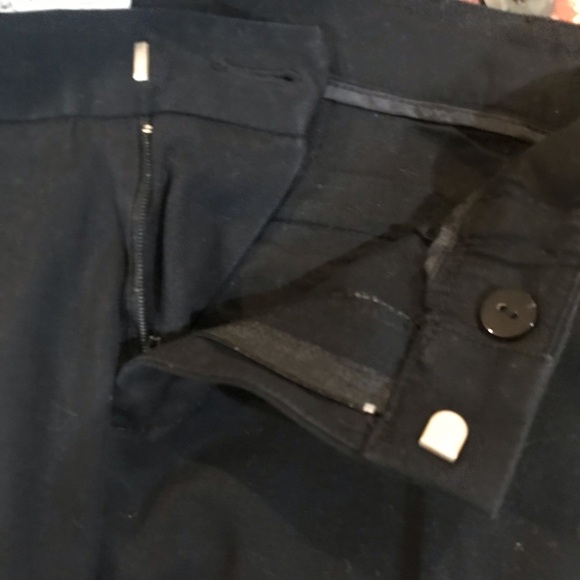 ▪️OLD NAVY Black Walking Shorts - Picture 3 of 10